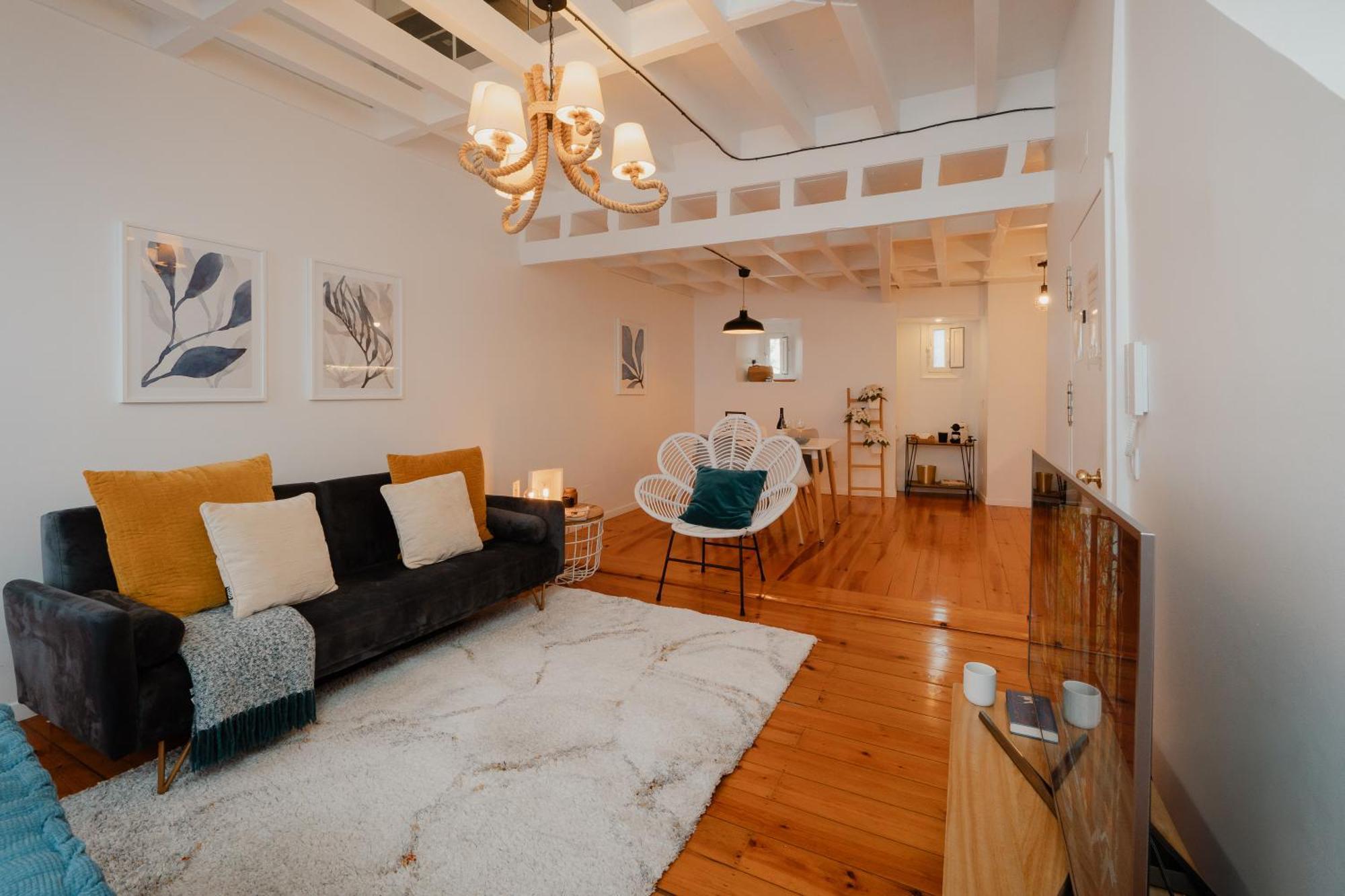 Stylish Getaway In A Mezzanine Flat By The Castle Apartment Lisbon Luaran gambar